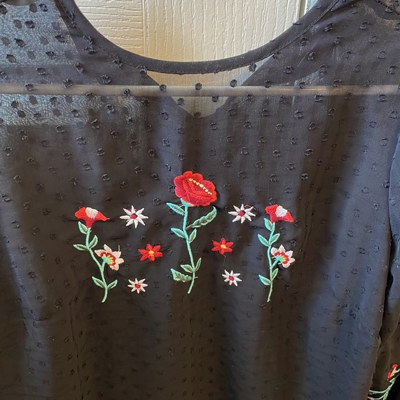 Floral semi see through blouse - Picture 2 of 2